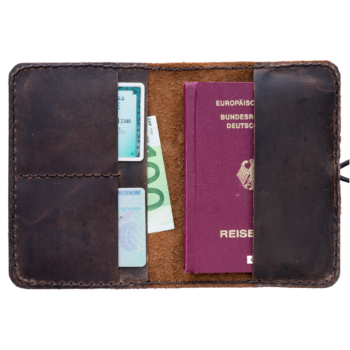 Reisepass Hülle aus echtem Leder. Reisepass Tasche für Reisepass, EC Karten und Boardingpass.